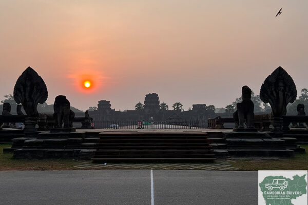 Siem-Reap-Angkor-Golden-Sunrise-View